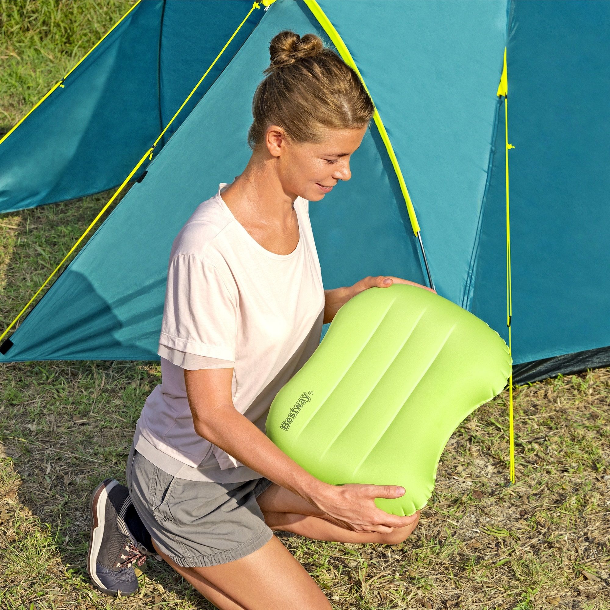 Подушка надувная 42x30x12 см Bestway WanderLite 69624