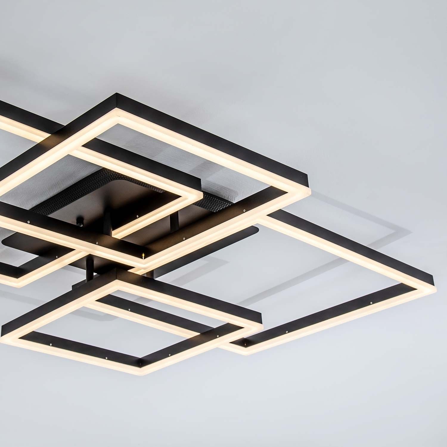 Светильник LED4U L11060-4 BK 224Вт 3000-6000К 90х66,5 см черный