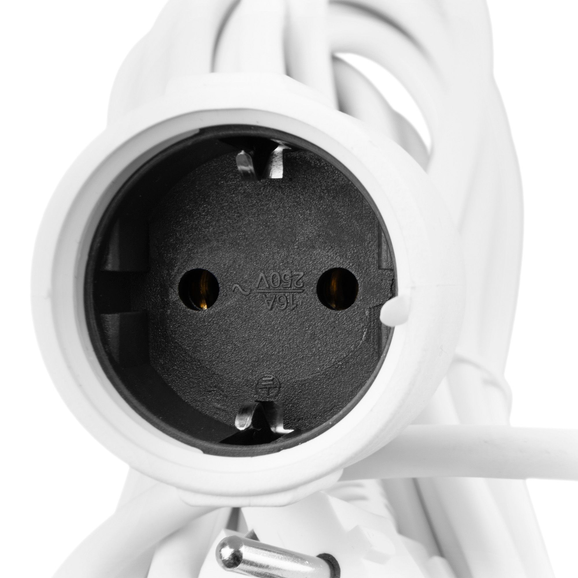 УДЛИНИТЕЛЬ сетевой LUX У-161-05 одноместный с з/к, 250В 16А, 5м