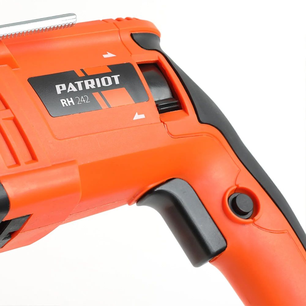 Перфоратор Patriot RH 242 720Вт 1,9 Дж
